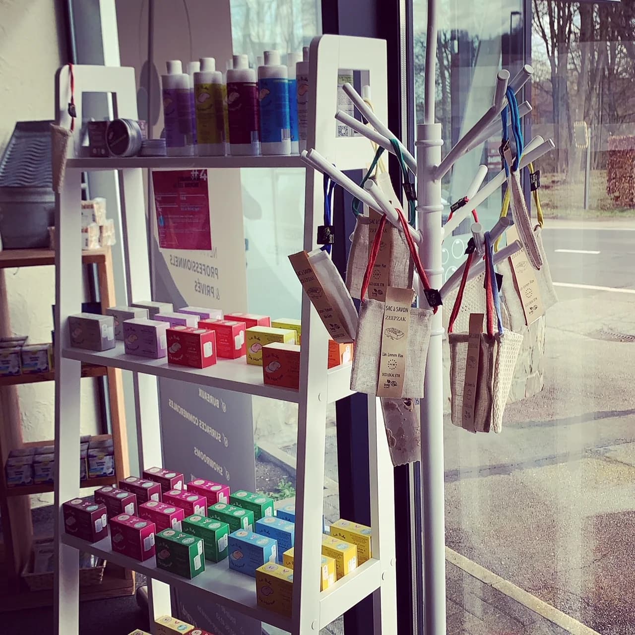 Logo Droguerie Ecologique, Produits d'entretien, DIY Cosmétique, HE, Bio